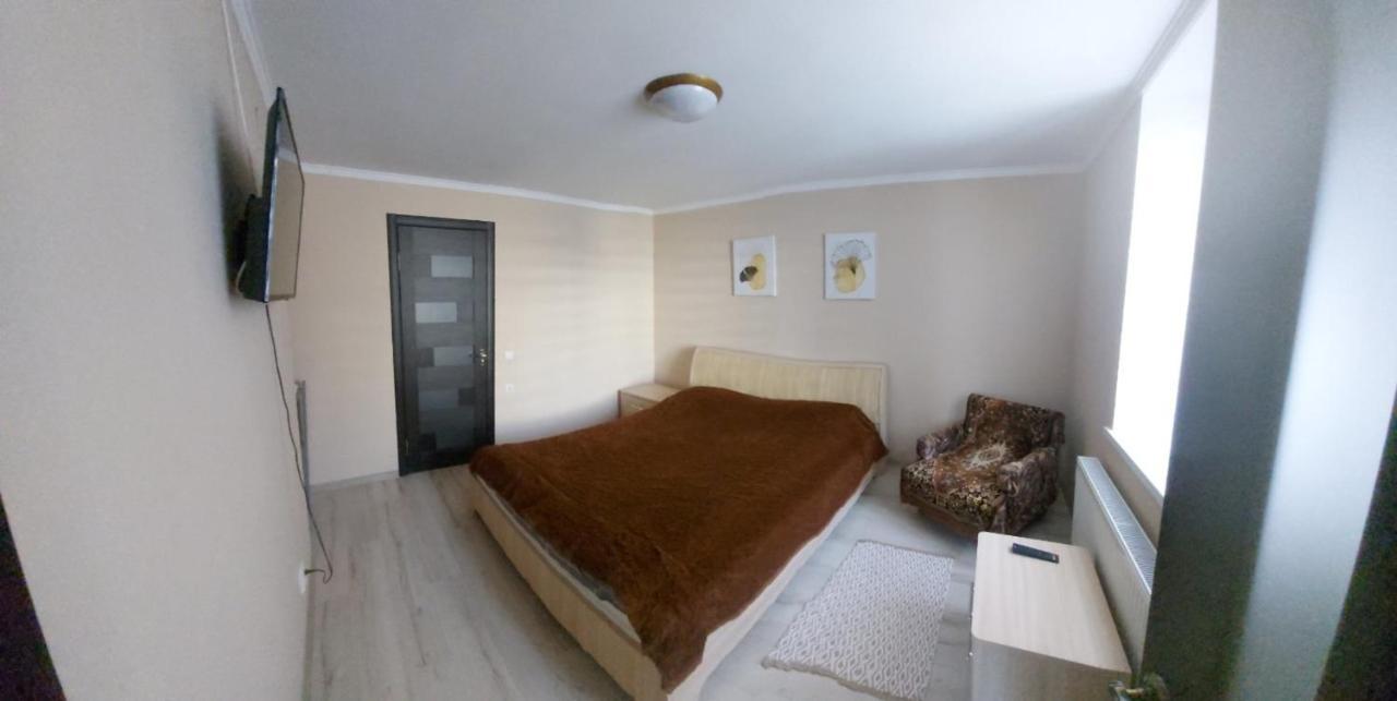 Apartamento Вулиця Нагiрна Kamianets-Podilskyi Exterior foto
