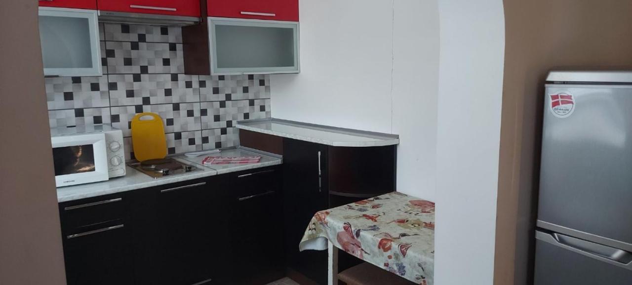 Apartamento Вулиця Нагiрна Kamianets-Podilskyi Exterior foto