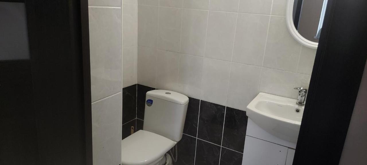 Apartamento Вулиця Нагiрна Kamianets-Podilskyi Exterior foto