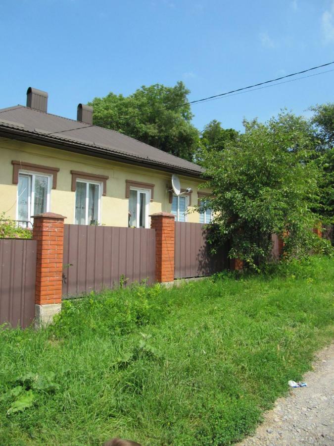 Apartamento Вулиця Нагiрна Kamianets-Podilskyi Exterior foto